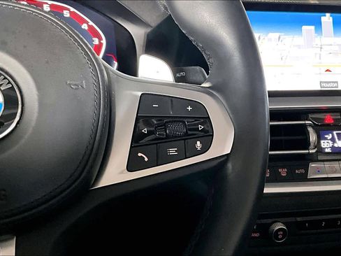 Used 2023 BMW M440i Convertible w/ Premium Package image 23