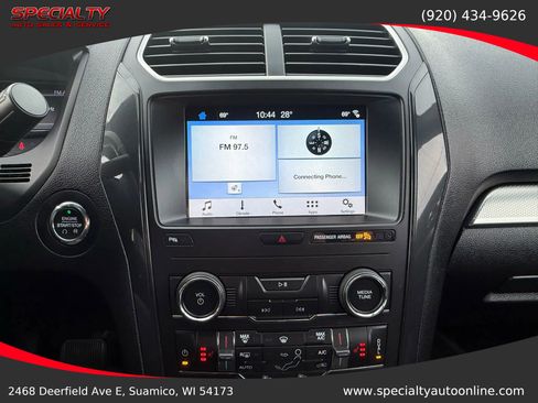 Used 2018 Ford Explorer XLT w/ Equipment Group 202A image 27