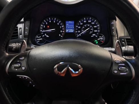 Used 2014 INFINITI Q70 3.7 w/ Premium Package RWD image 12