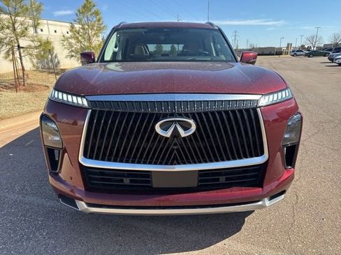 Certified 2025 INFINITI QX80 Sensory image 2