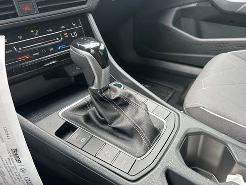 Used 2026 Volkswagen Jetta Sport image 27