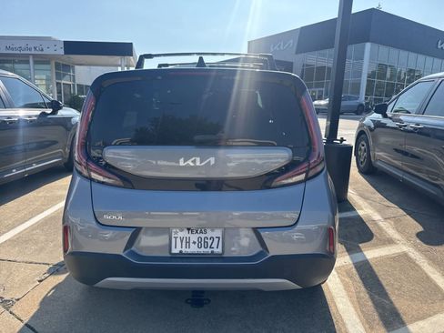 Certified 2023 Kia Soul LX w/ Option Group 015 FWD image 5