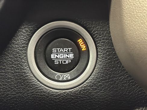 Used 2022 RAM 2500 Laramie AWD/4WD image 21