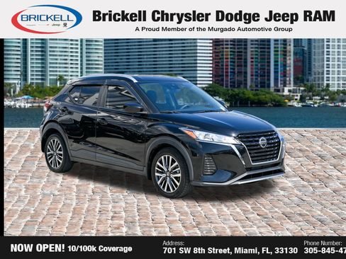 Used 2021 Nissan Kicks SV FWD image 3