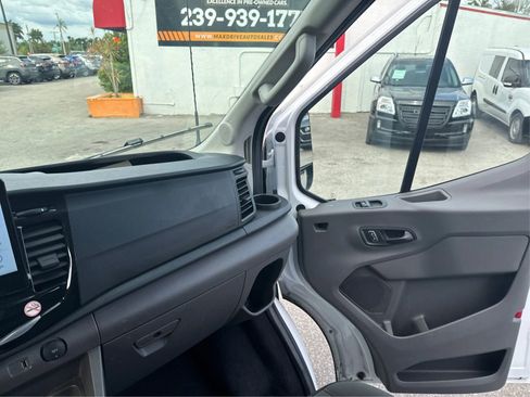 Used 2024 Ford Transit 350 XLT RWD image 21