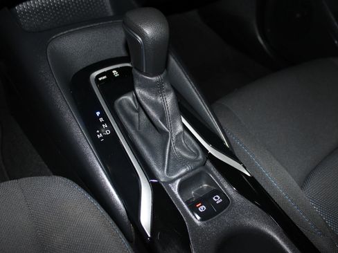 Used 2021 Toyota Corolla SE FWD image 15
