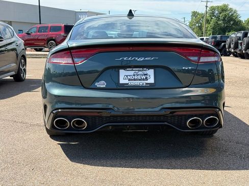 Used 2022 Kia Stinger GT1 RWD image 12