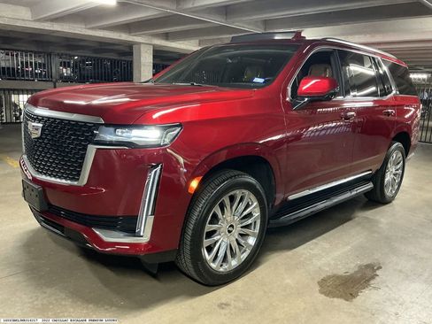Used 2022 Cadillac Escalade Premium Luxury RWD image 4