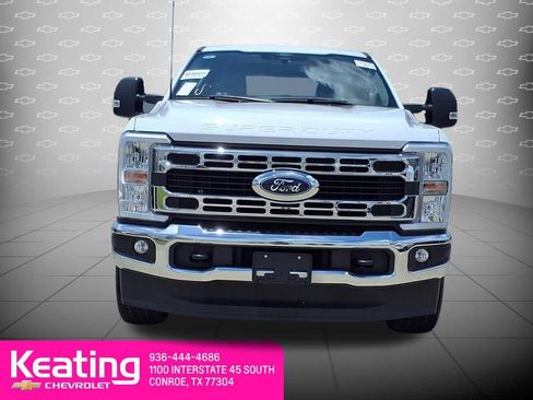 Used 2024 Ford F250 XLT w/ FX4 Off-Road Package AWD/4WD image 3