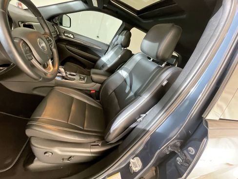 Used 2021 Jeep Grand Cherokee Limited w/ Quick Order Package 28K 80th AWD/4WD image 11