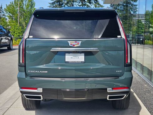 New 2026 Cadillac Escalade Luxury w/ Touring Package AWD/4WD image 4