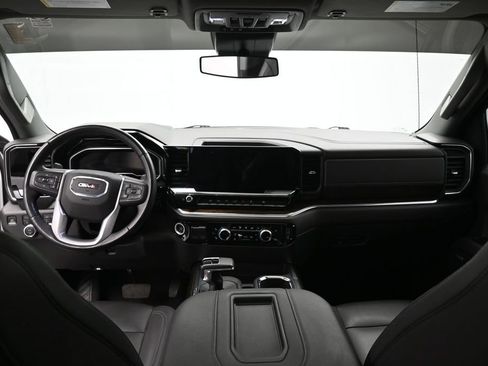 Used 2022 GMC Sierra 1500 Elevation w/ Elevation Premium Package AWD/4WD image 31