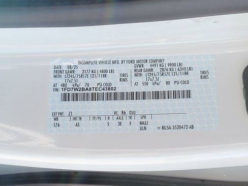 New 2026 Ford F250 XL w/ XL Chrome Package image 13