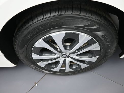 Certified 2020 Toyota Corolla LE FWD image 15