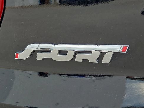 Used 2018 Ford Explorer Sport w/ Equipment Group 401A AWD/4WD image 9