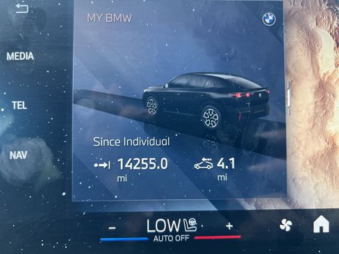 Used 2025 BMW X2 xDrive28i AWD/4WD image 22