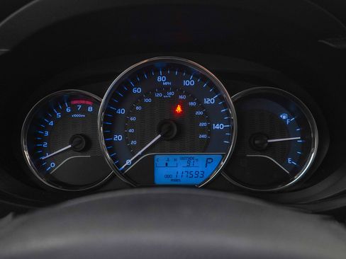 Used 2015 Toyota Corolla LE FWD image 24