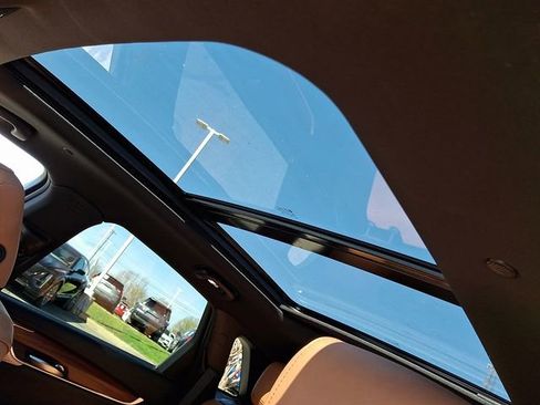 Certified 2023 Cadillac XT5 Premium Luxury image 11