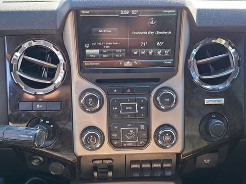 Used 2015 Ford F350 Platinum image 15