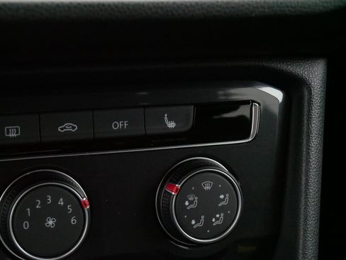 Certified 2023 Volkswagen Tiguan S image 27