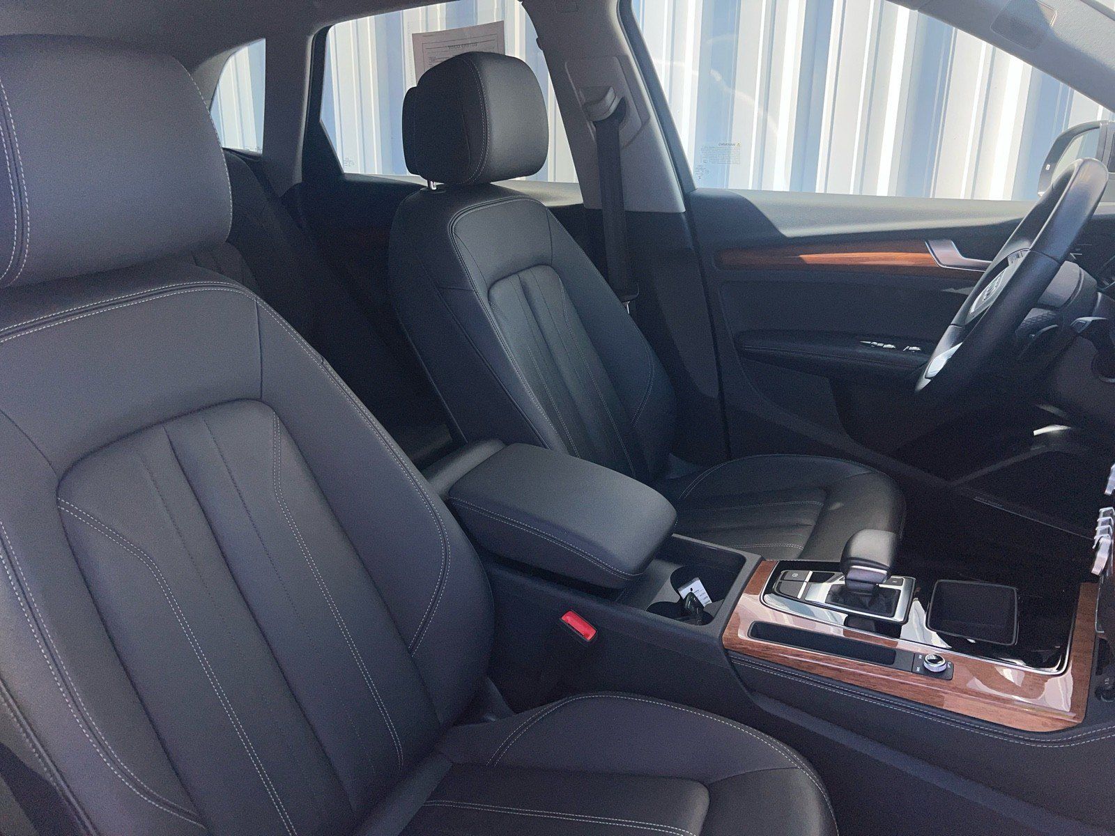 Used 2023 Audi Q5 2.0T Premium Plus w/ Premium Plus Package AWD/4WD image 19