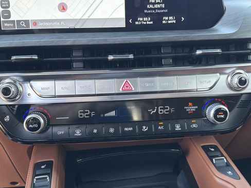 Used 2025 Kia Telluride SX Prestige X-Line AWD/4WD image 15