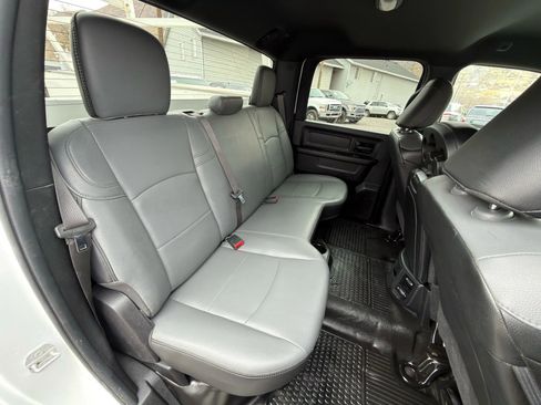 Used 2022 RAM 2500 Tradesman w/ Protection Group image 9