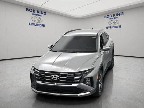 New 2026 Hyundai Tucson SEL FWD image 9