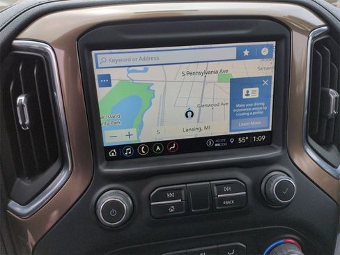 Used 2022 Chevrolet Silverado 1500 High Country w/ Technology Package image 25