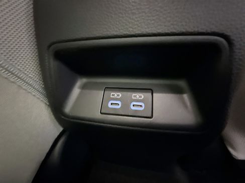 Used 2026 Toyota Corolla LE FWD image 40
