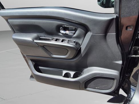 Certified 2023 Nissan Titan SV w/ SV Convenience Package RWD image 23