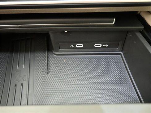 New 2026 Volkswagen Atlas SE image 4