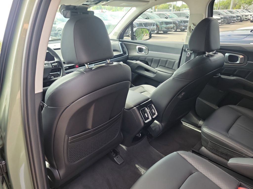 New 2026 Kia Sorento SX AWD/4WD image 17