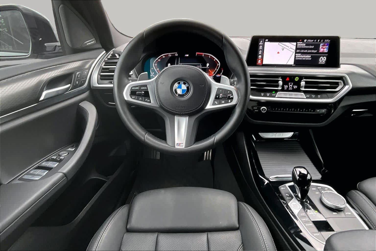 Used 2024 BMW X3 sDrive30i w/ M Sport Package RWD image 6
