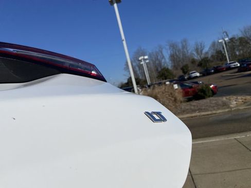 Used 2024 Chevrolet Equinox LT image 51