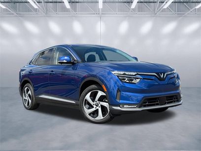 New 2025 VinFast VF 8 Eco