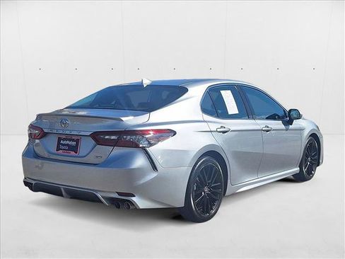 Used 2023 Toyota Camry XSE image 5
