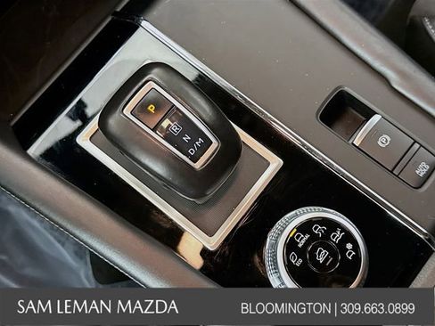 Used 2024 Mitsubishi Outlander SE Black Edition image 4