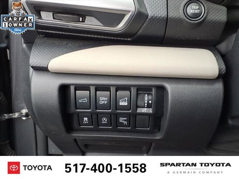 Used 2024 Subaru Forester Limited AWD/4WD image 17