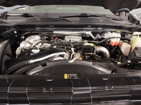 Used 2022 Chevrolet Silverado 2500 LT w/ Convenience Package image 19