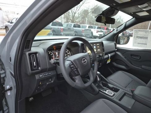 New 2026 Nissan Frontier SV image 17