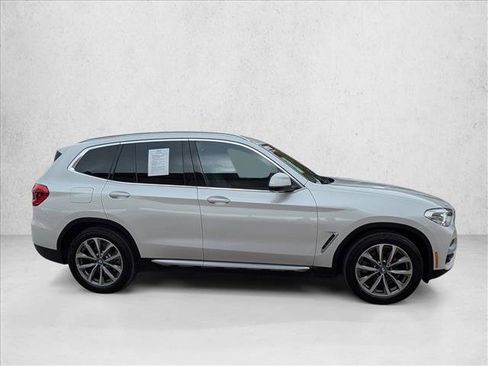 Used 2018 BMW X3 xDrive30i image 4