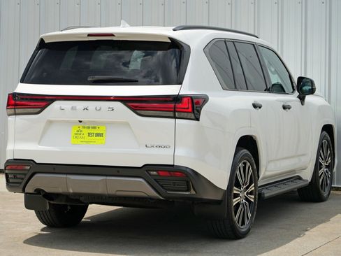 Used 2023 Lexus LX 600 Luxury w/ Appearance Package image 63