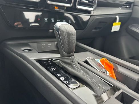 Used 2026 Nissan Sentra SV w/ Floor Mat Package FWD image 22