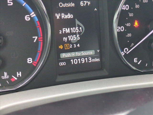 Used 2016 Toyota RAV4 XLE FWD image 11