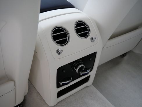 New 2025 Rolls-Royce Ghost image 30