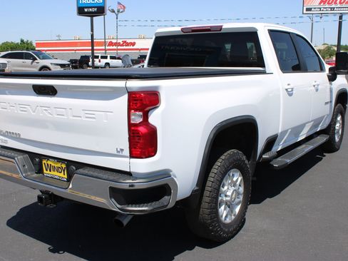 Used 2023 Chevrolet Silverado 2500 LT w/ Convenience Package AWD/4WD image 9