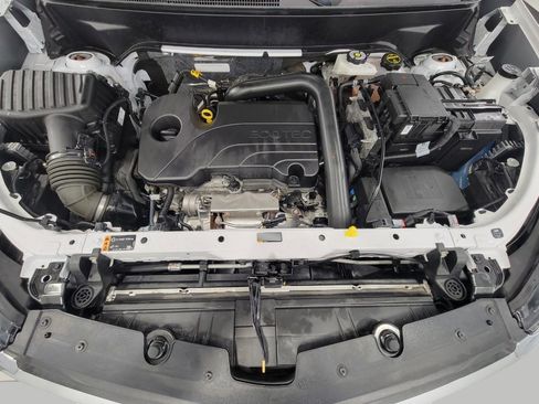 Used 2024 Chevrolet Equinox LT AWD/4WD image 8