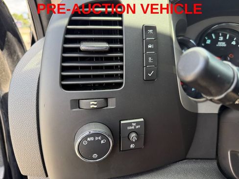 Used 2013 Chevrolet Silverado 1500 LT AWD/4WD image 23