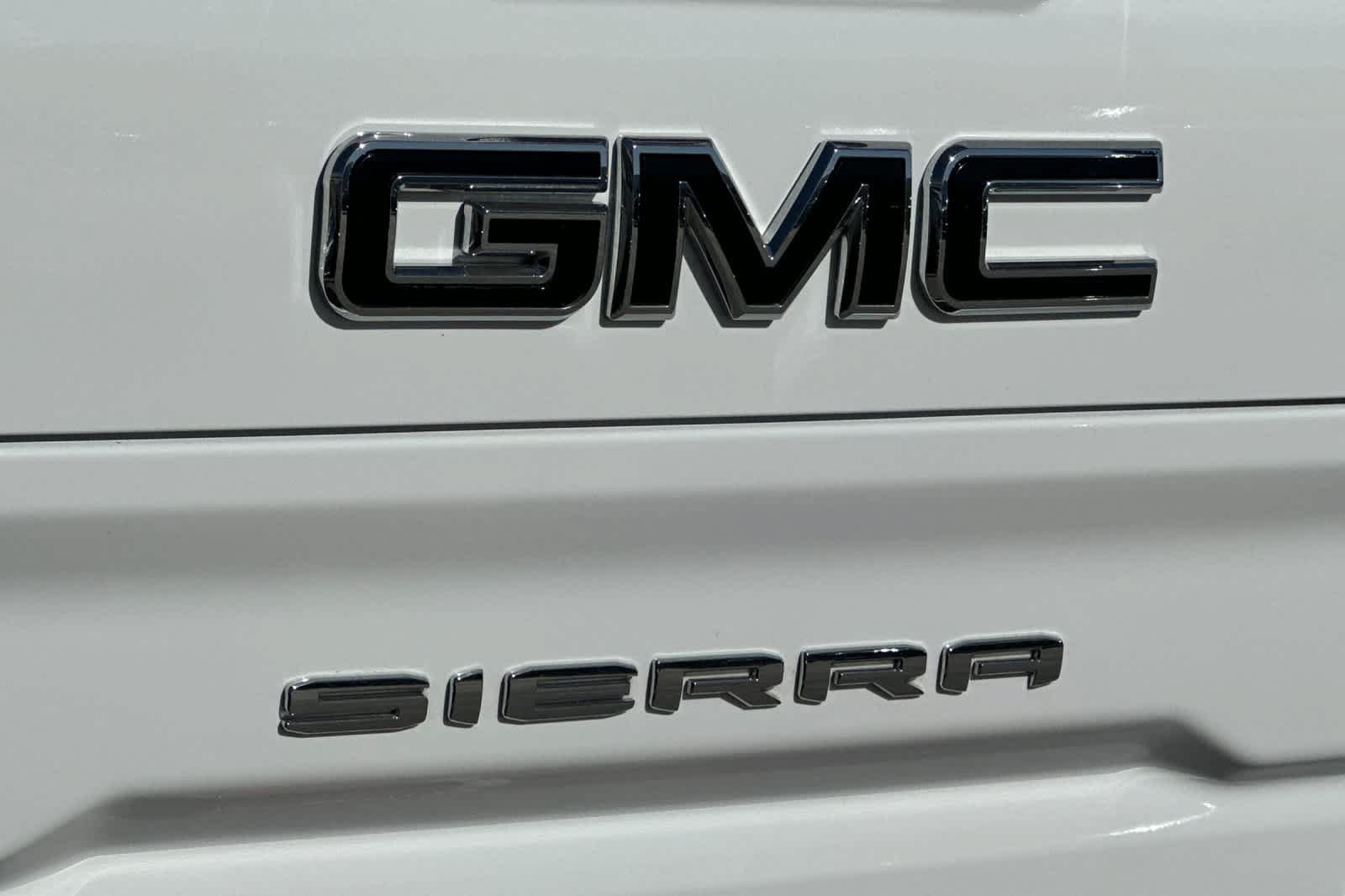 Used 2022 GMC Sierra 1500 Elevation AWD/4WD image 24